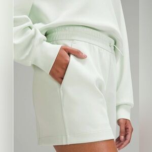 Lululemon Softstreme High-Rise Short 4”